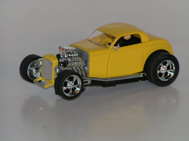 1/32ND SCALE 1932 FORD HOTROD HIGH PERFORMANCE
