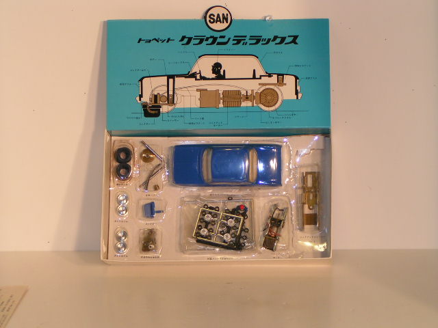 INSIDE THE 1/32ND SCALE TOYOPET CROWN DELUXE,MIB