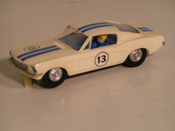 1/32ND SCALE FORD MUSTANG FASTBACK.