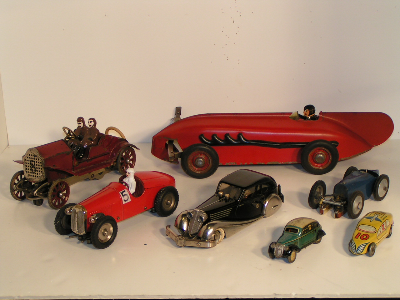 VARIOUS PRE WAR ELECTRIC CARS FROM DIFFERENT COUNTRIES. I HAVE 68 CARS MADE BEFORE WW2.