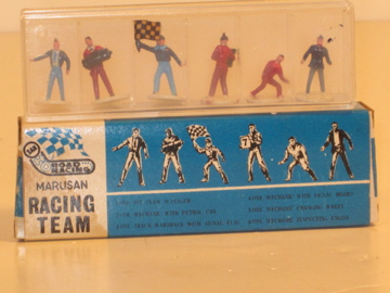 HO SCALE RACE TEAM. RARE