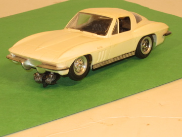 1/32ND SCALE CHEVY CORVETTE STINGRAY/ RELEASED IN 1965