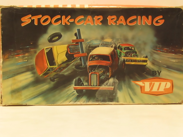 AC POWERED STOCK CAR SET MADE IN 1967. RARE