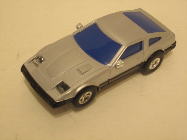 1/43RD SCALE DATSUN 240 Z