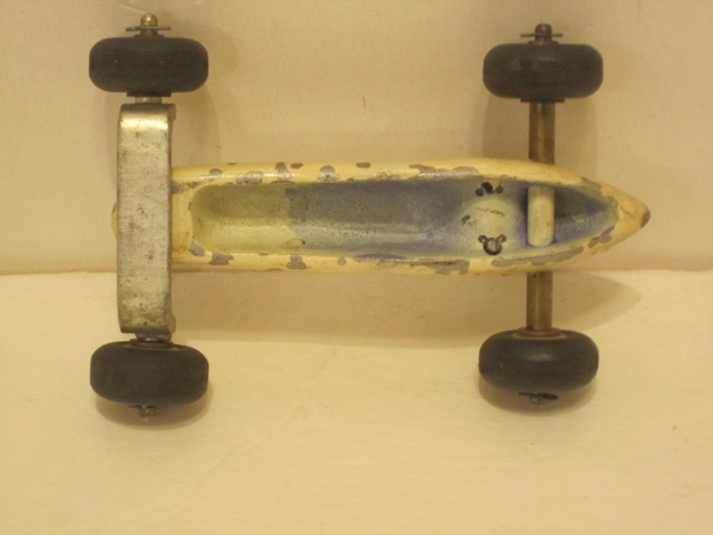 UNDERSIDE OF THE  ALUMINIUM BODY INDY CAR.1948. RARE