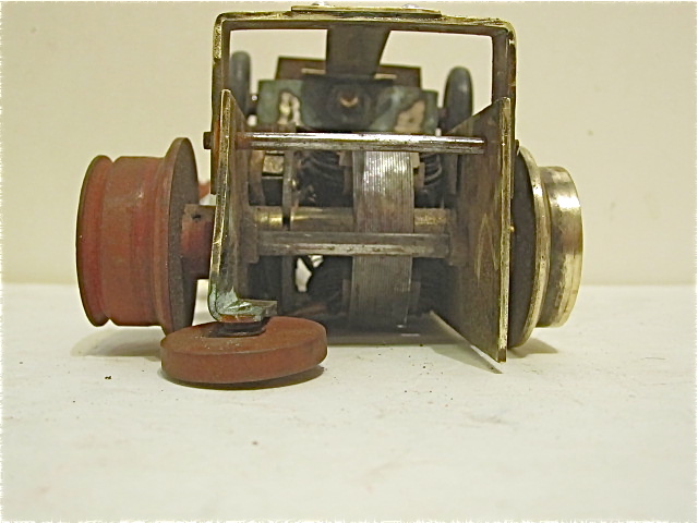 REAR OF THE MOTORIZED CHASSIS