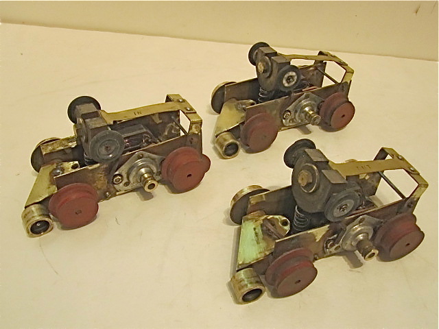 ALL 3 MOTORIZED CHASSIS . ONLY 2 AT A TIME WERE USED IN THE 1948 SET