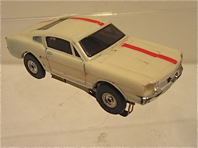 FORD MUSTANG FROM THE HO SCALE LAST SET RELEASED . 1967. SAME BODY AS ELDON & BULLMARK