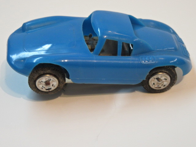  1/43RD SCALE PORSCHE GT904
