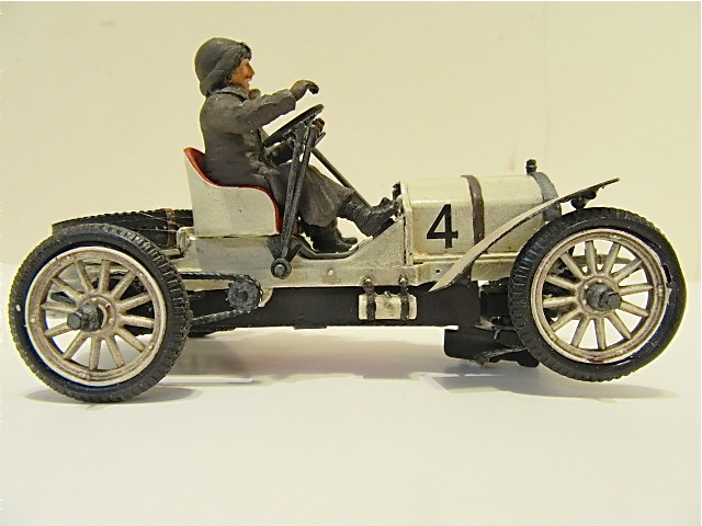 1/32ND SCALE 1903 MERCEDES 60 HP