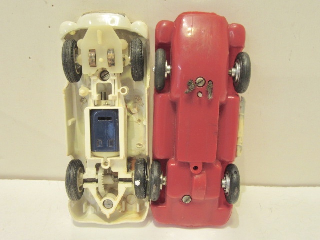 THE DIFFERENCE BETWEEN THE EARLER & THE LATER CHASSIS OF THE FERRARI TRS  