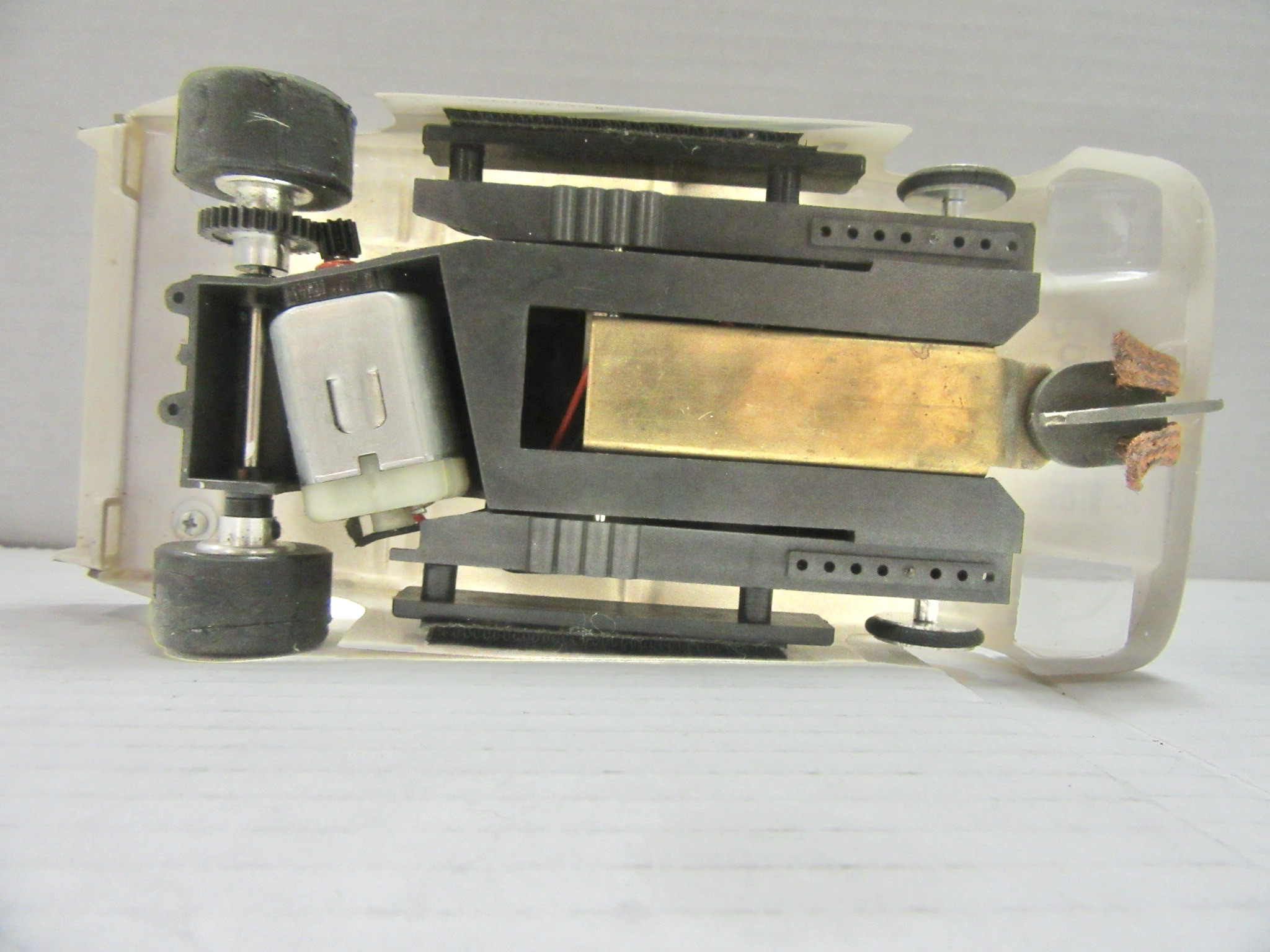 CHASSIS FOR THE 1/24TH SCALE PORSCHE 962C
