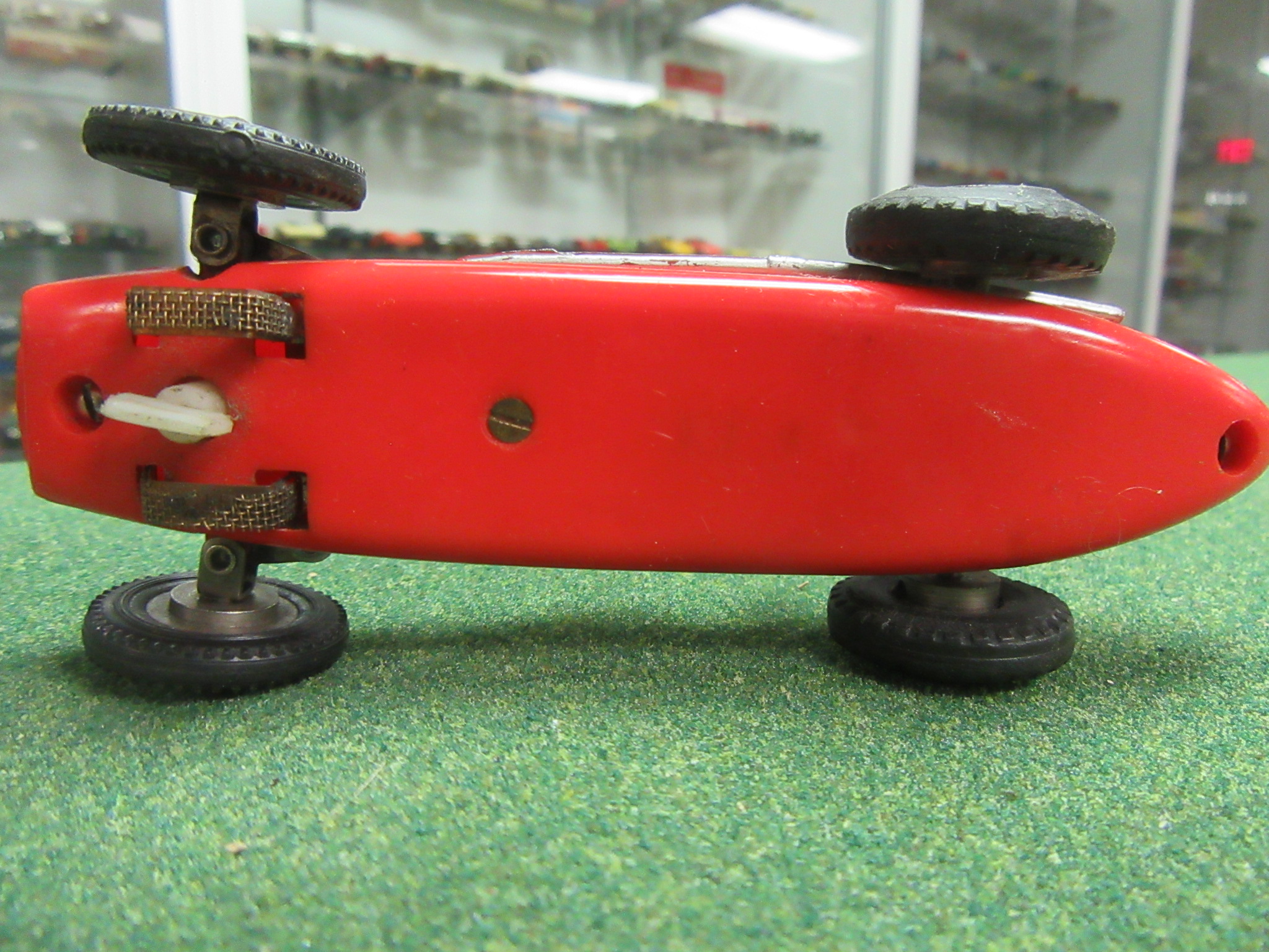 1/32ND SCALE UNDERSIDE OF THE RED MASERATI 250F. VERY RARE