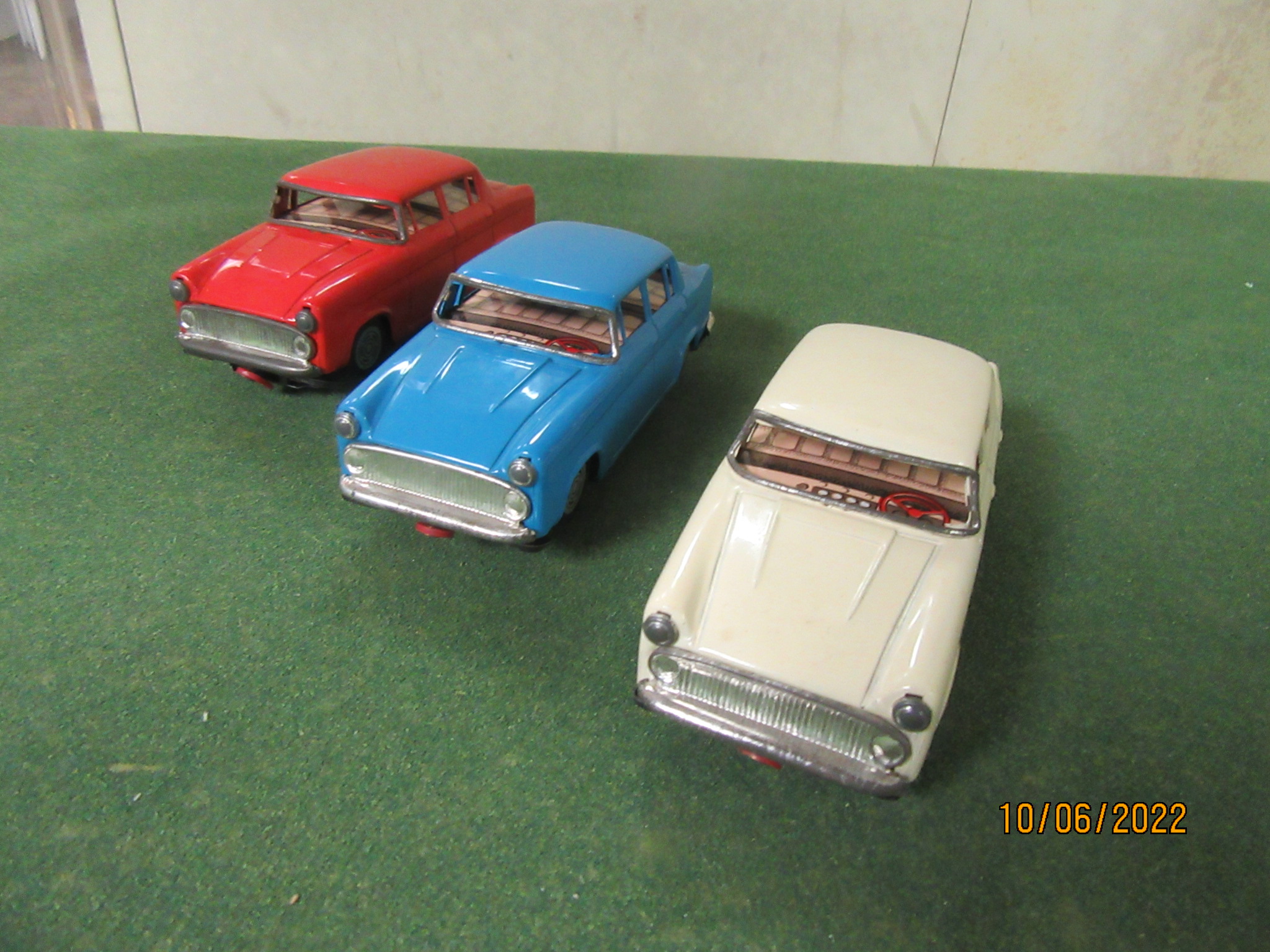THE 3 TINPLATE TOYOTA TIARAS 