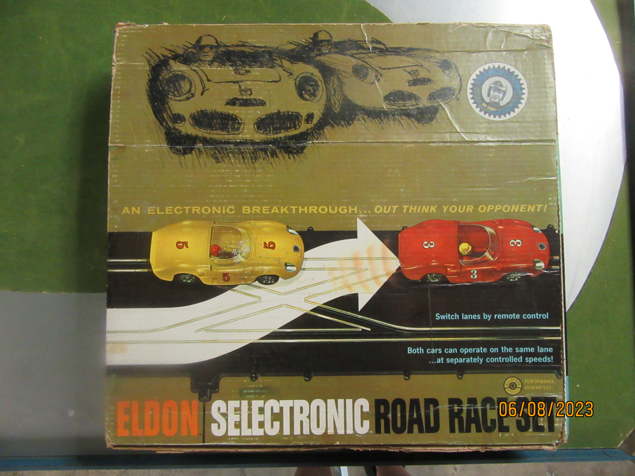 1/32ND SCALE SELECTRONIC RACING SET 1964