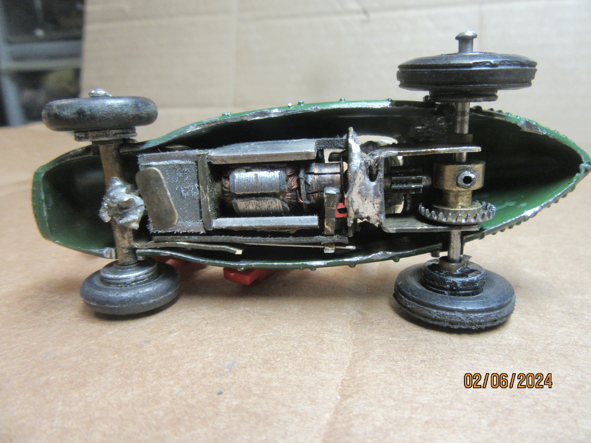 CHASSIS 1/43RD SCALE