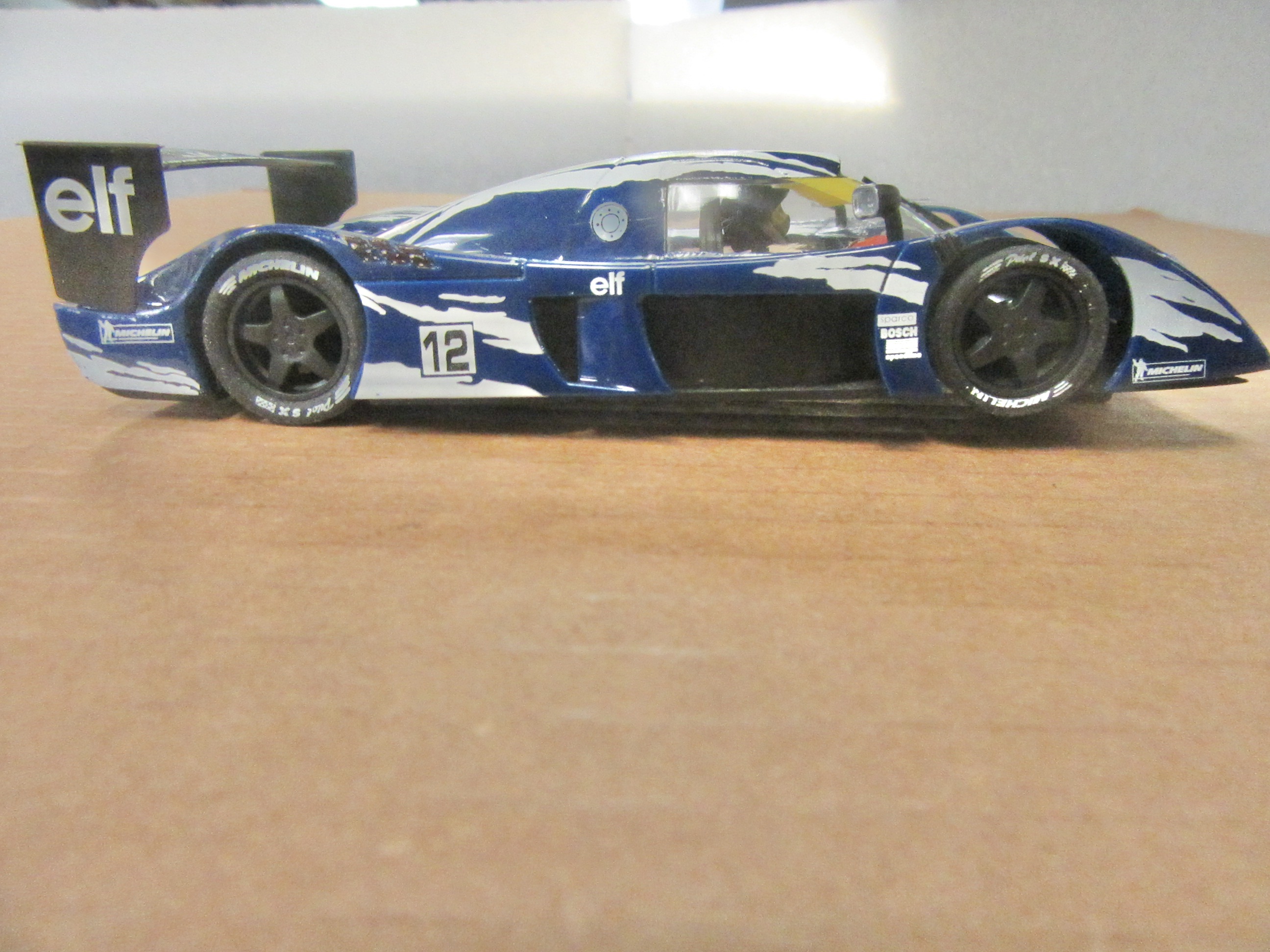 1/32ND SCALE TOYOTA ELF