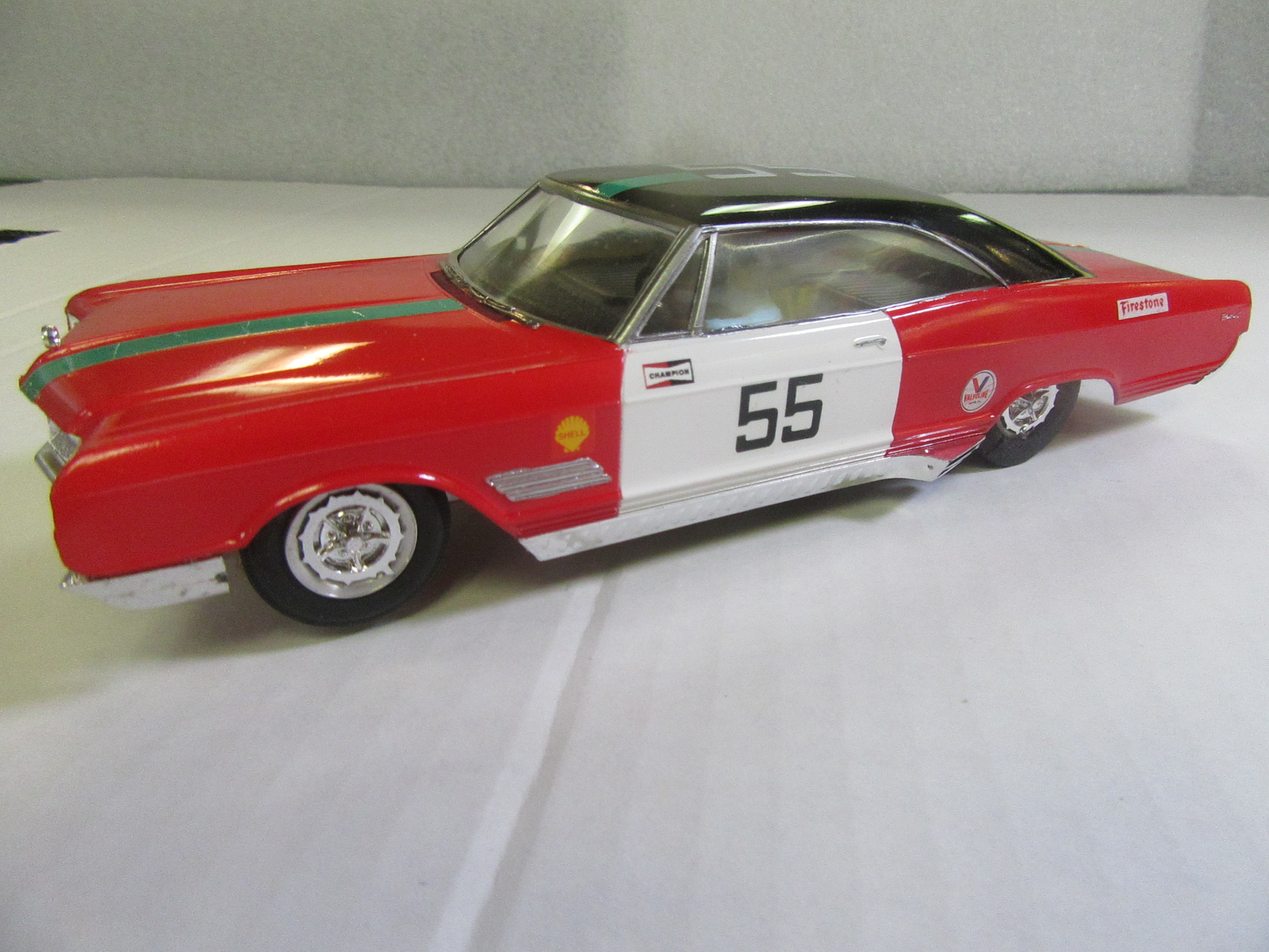 1/25TH SCALE BUICK WILDCAT. RARE
