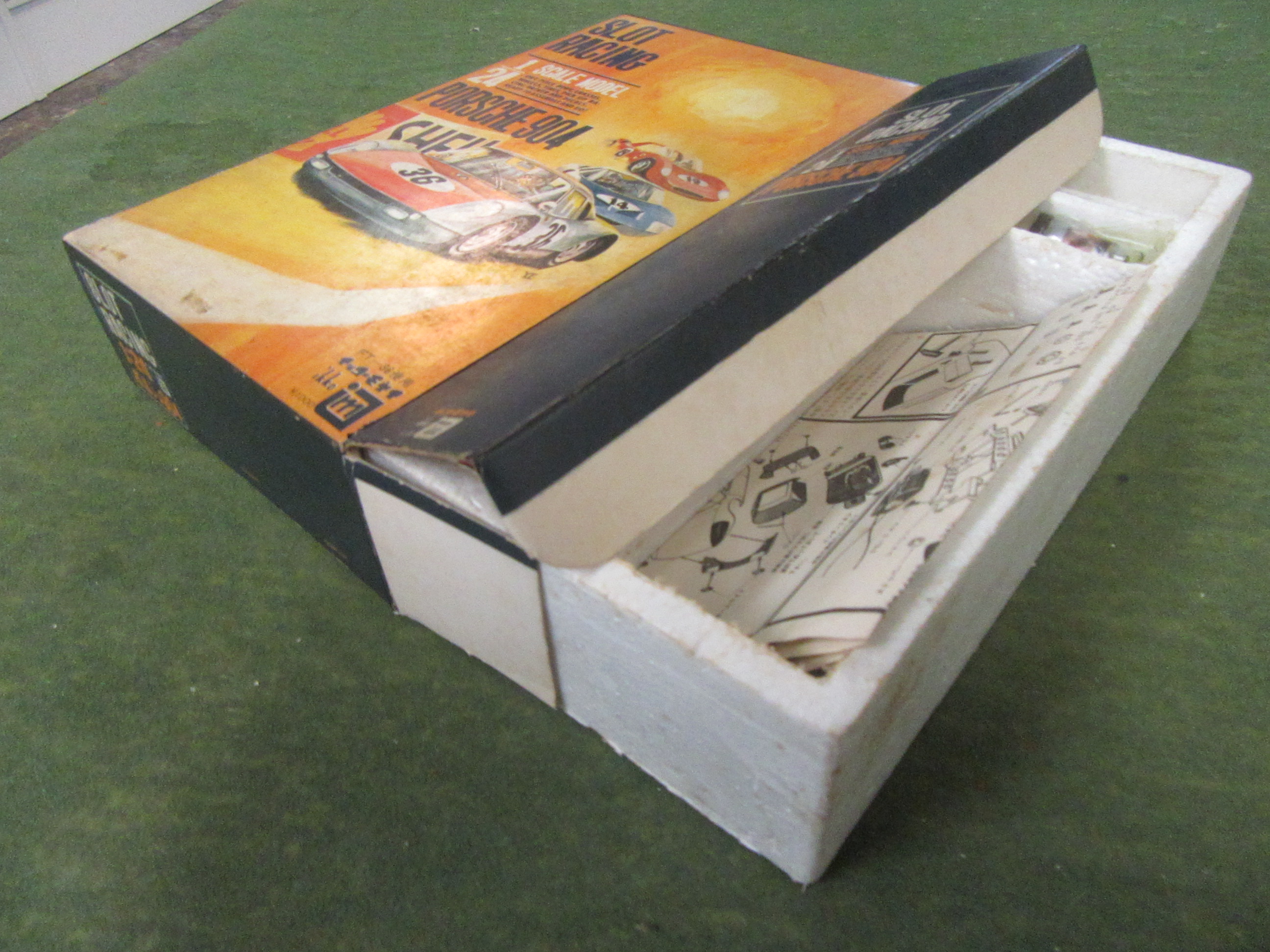 BOX