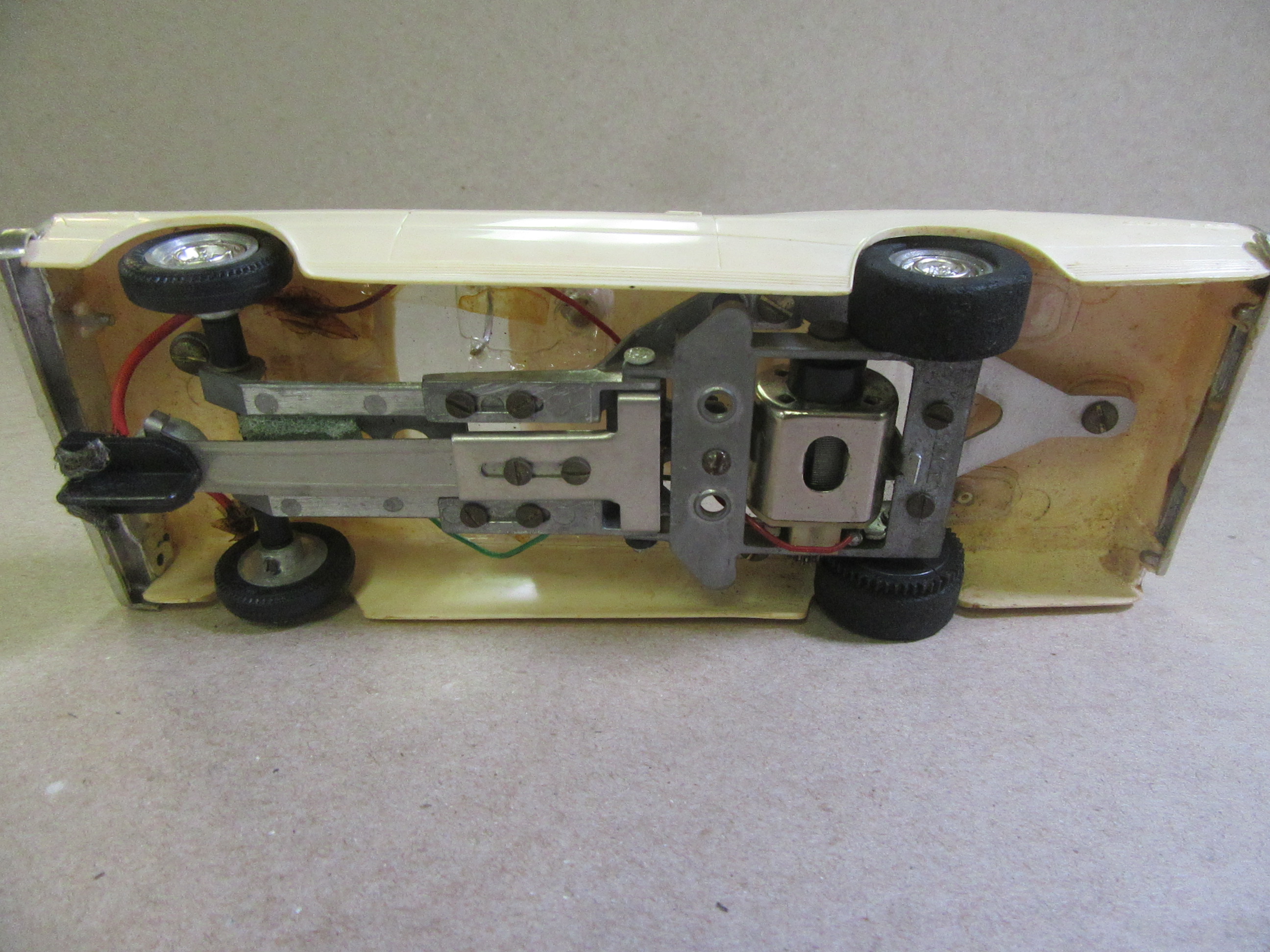 UNDERSIDE OF THE 1/25TH SCALE FORD GALAXIE