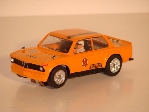 1/32ND SCALE BMW 2002 TURBO