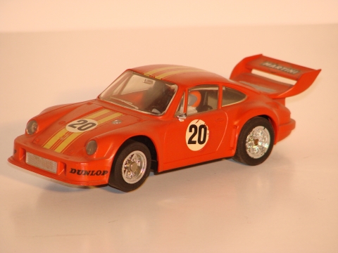1/32ND SCALE PORSCHE 911T TARGA