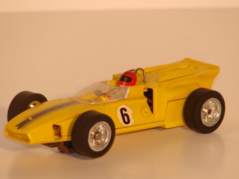1/32ND SCALE MCNAMARA INDY