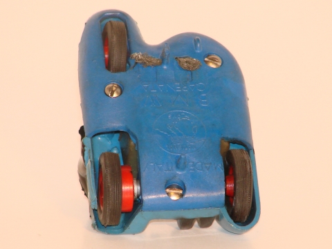 LATER VERSION OF THE MOTORCYCLE WITH GEAR DRIVE