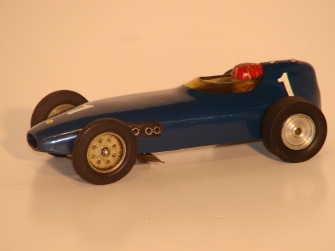  1/32ND SCALE EARLY VACUUM BODY LOTUS 16 RAILCAR BUILT BY G.K. JARVIS, FOUNDER OF THE COMPANY, VERY RARE