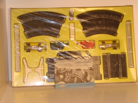 1/40TH SCALE CHROME PLATED CAR SET