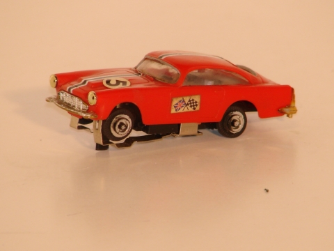 HO SCALE ASTON MARTIN
