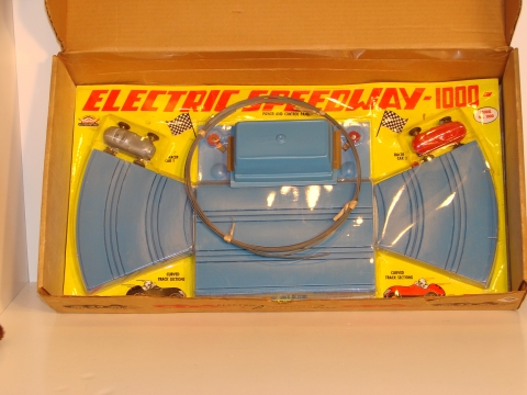 SET #700 MIB,SHOWING THE TRACK & SEPARATE RAILS