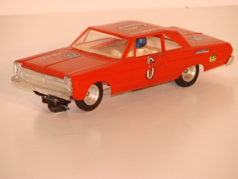 1/32ND SCALE 1965 PLYMOUTH FURY