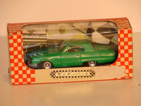 1/36 MIB FORD T BIRD.