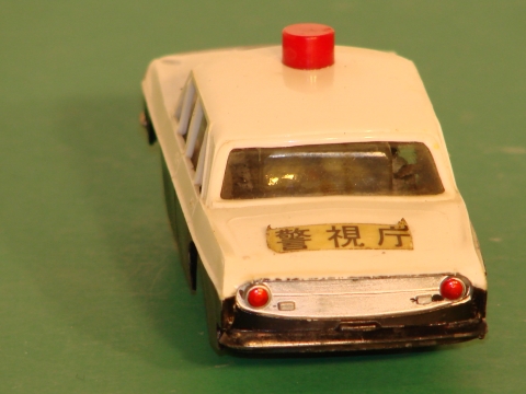 BACK VIEW OF THE 1/36 TOYOPET POLICE CAR