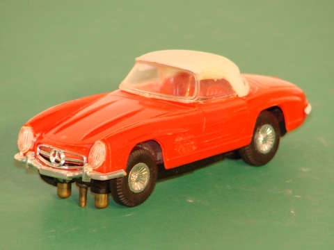 1/36 MERCEDES 300