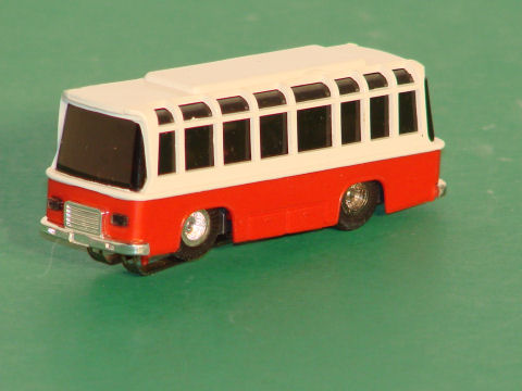 HO SCALE BUS