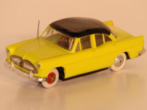 1/43RD SCALE SIMCA VERSAILLES, MADE 1959. BODY BY NOREV. VERY RARE