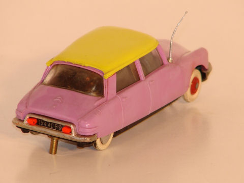 BACK OF THE 1/43RD SCALE CITROEN DS 19 ,BODY BY NOREV.  RARE