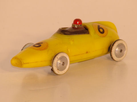 1/43RD SCALE YELLOW EARLY COOPER.1ST VERSION.