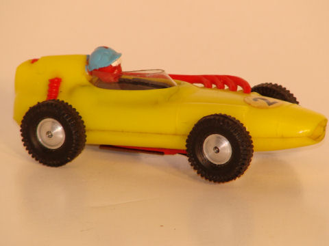 1/32ND SCALE YELLOW LOTUS 16, MADE IN 1963.