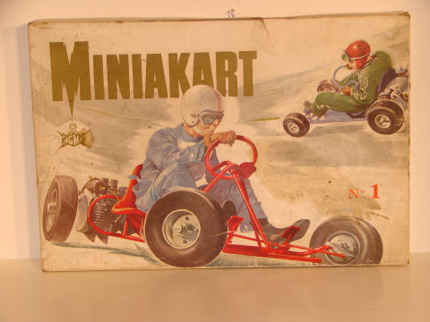 COVER OF GO KART SET 1962