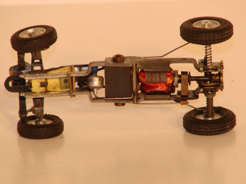 1/32ND SCALE CHASSIS, STEERING & REAR SHOCKS.