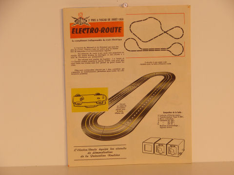 EARLY CATALOG SHOWING TRACK LAYOUT.