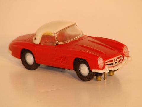 1/36TH SCALE  RED MERCEDES 300