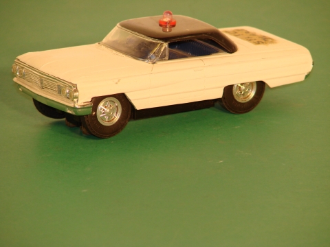1/32ND SCALE FORD GALAXIE POLICE CAR