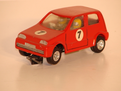 1/32ND SCALE FIAT CINQUECENTO