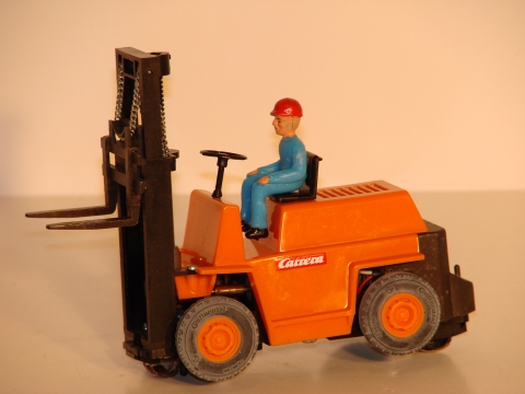 1/32ND SCALE FORKLIFT,RARE