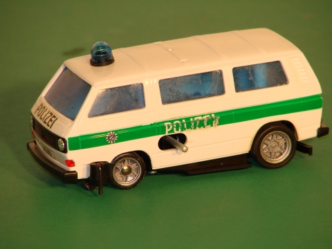 1/43RD SCALE SLOTLESS VW POLICE VAN