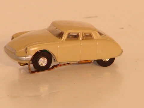 HO SCALE CITROEN DS 19